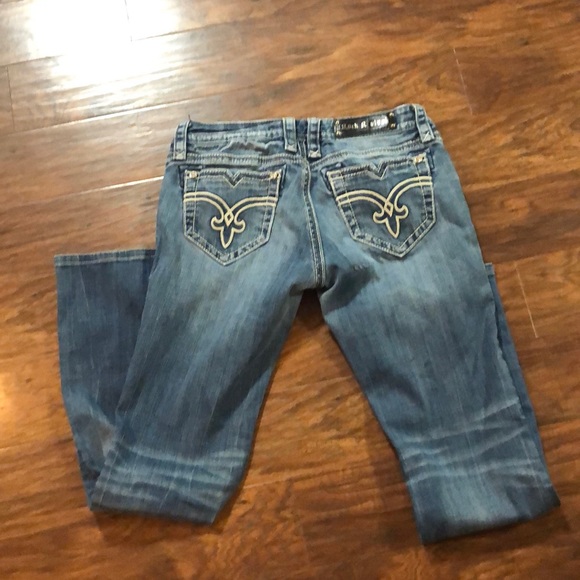 Rock Revivals - Picture 5 of 5